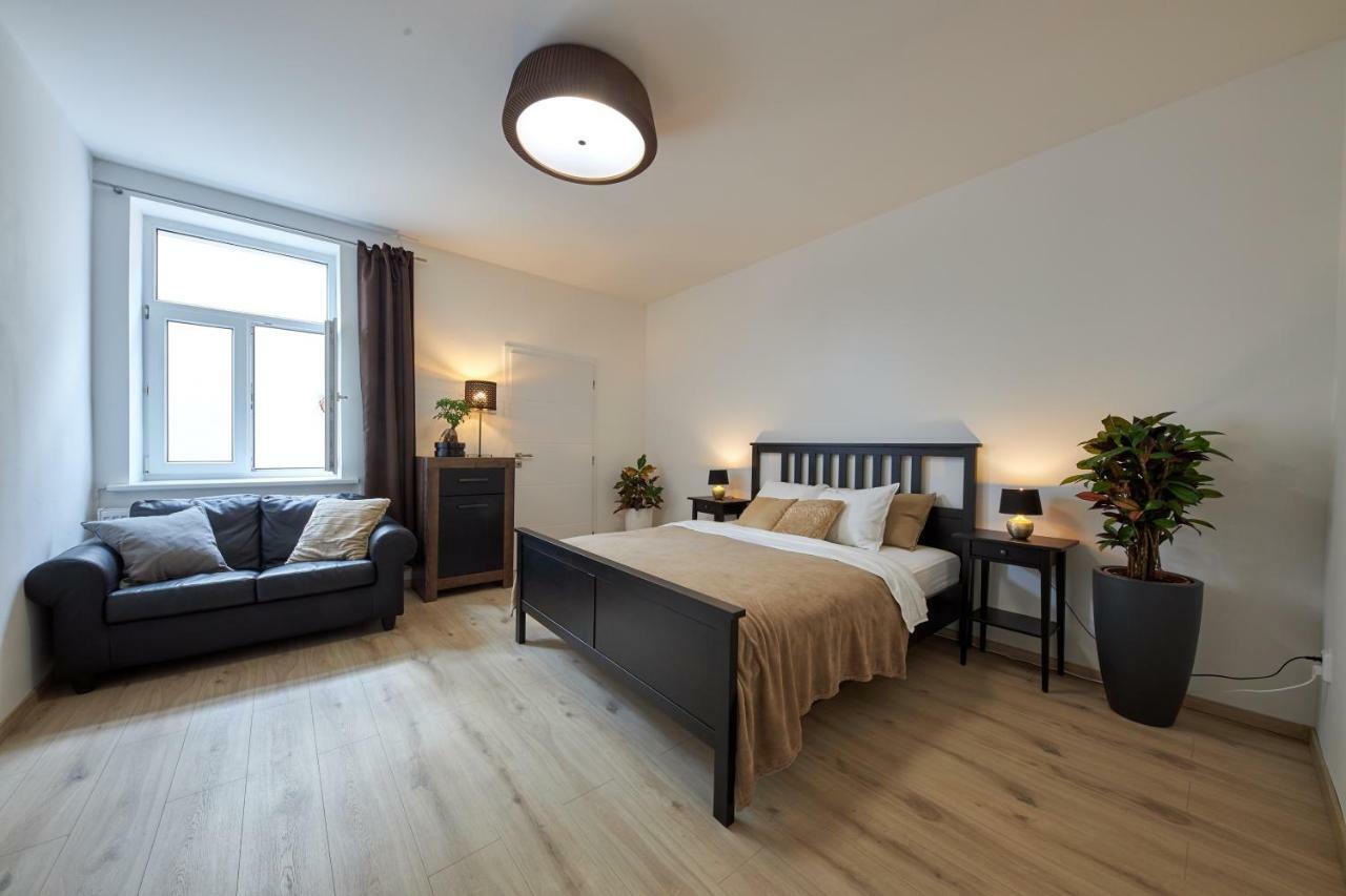 Le Monde Apartment Bratislava - Amazing 5Bdr In Downtown Exteriér fotografie