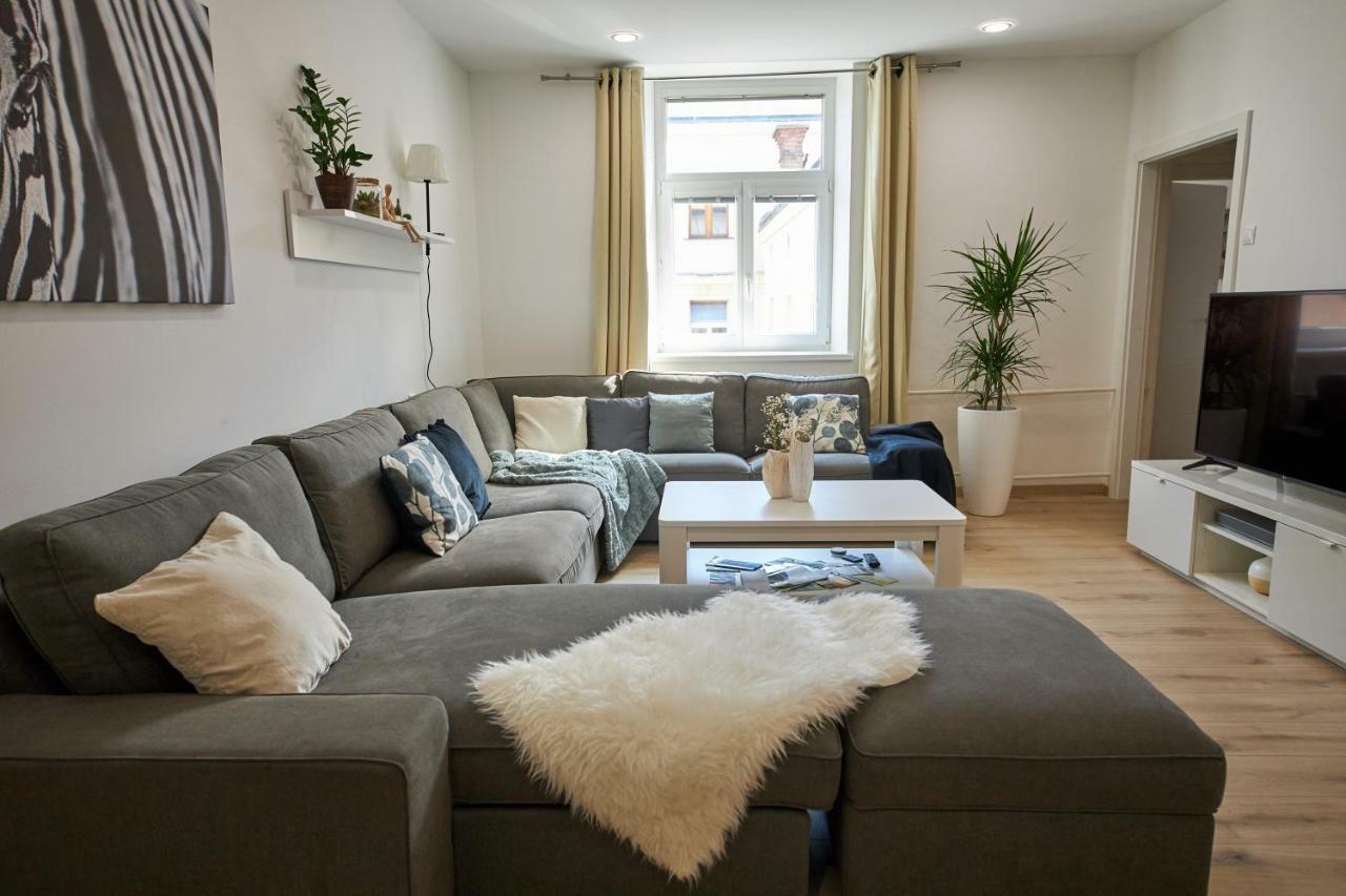 Le Monde Apartment Bratislava - Amazing 5Bdr In Downtown Exteriér fotografie