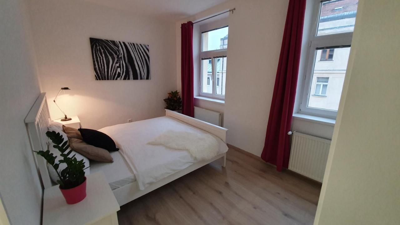 Le Monde Apartment Bratislava - Amazing 5Bdr In Downtown Exteriér fotografie
